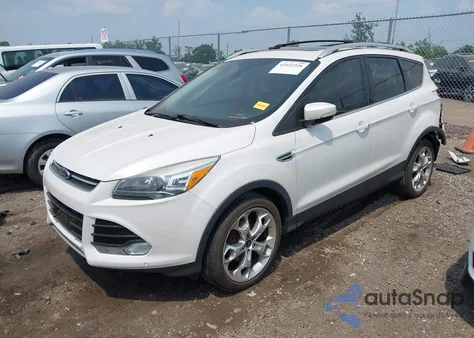 2015 Ford Escape Titanium from USA, damaged, VIN 1FMCU9J98FUB38384